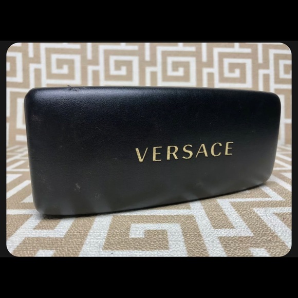 Versace Authentic Hard Sunglass Eyeglass Case Cleaning Cloth Black Leather - Picture 2 of 3